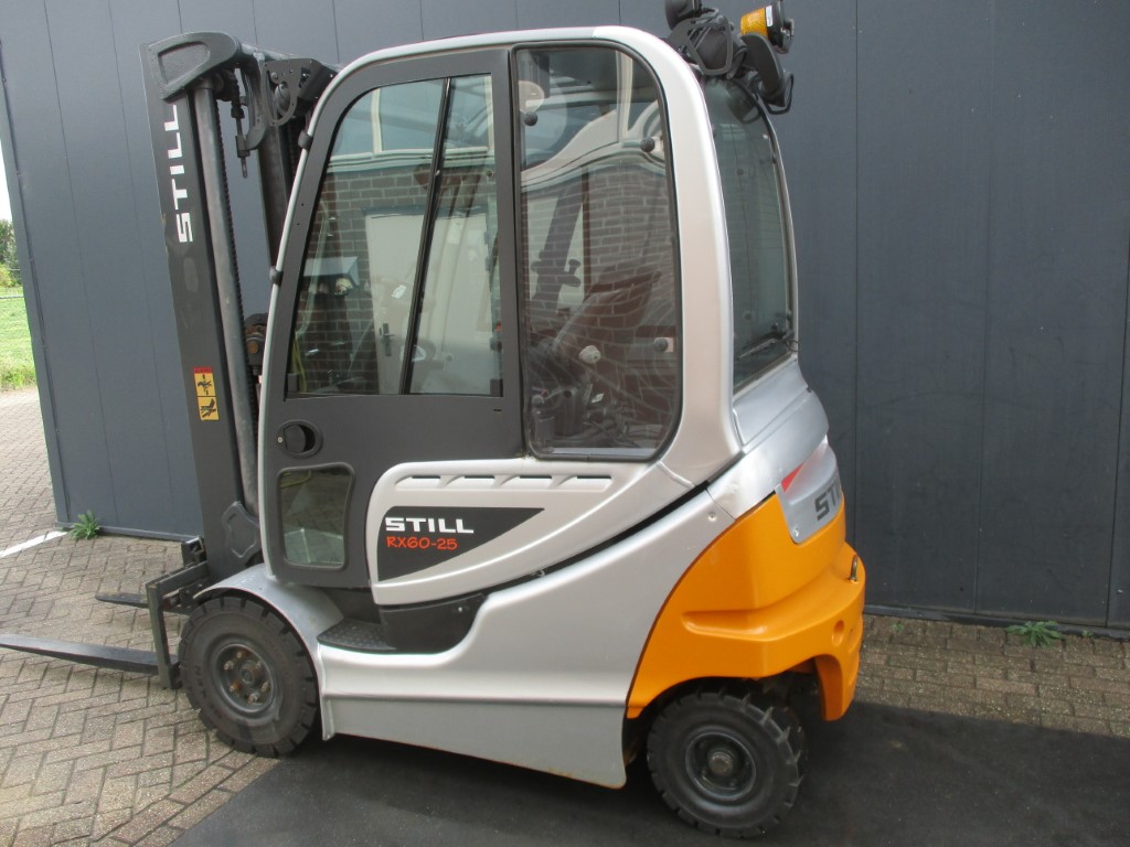 Refurbished 2017 STILL RX60-25 - 13435
