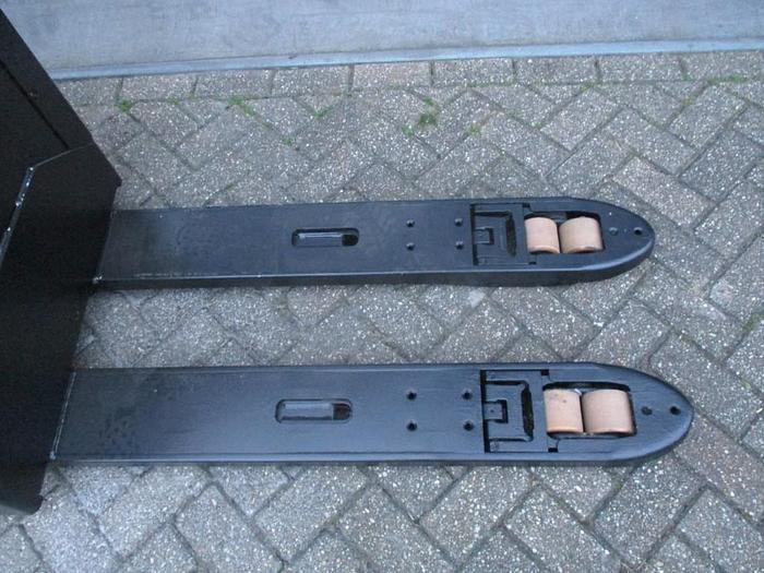 Refurbished 2017 TOYOTA LPE 250