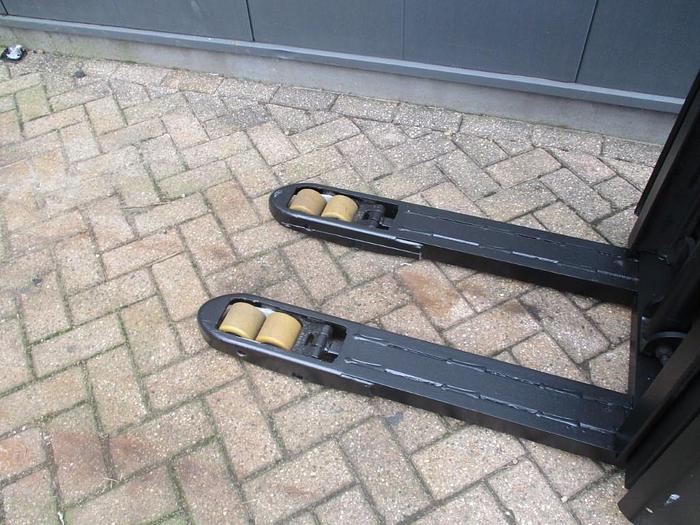 Used 2016 BT SWE120L