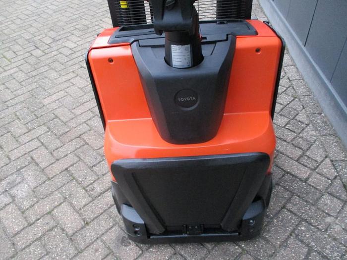 Refurbished 2018 TOYOTA SWE 140 - 2019