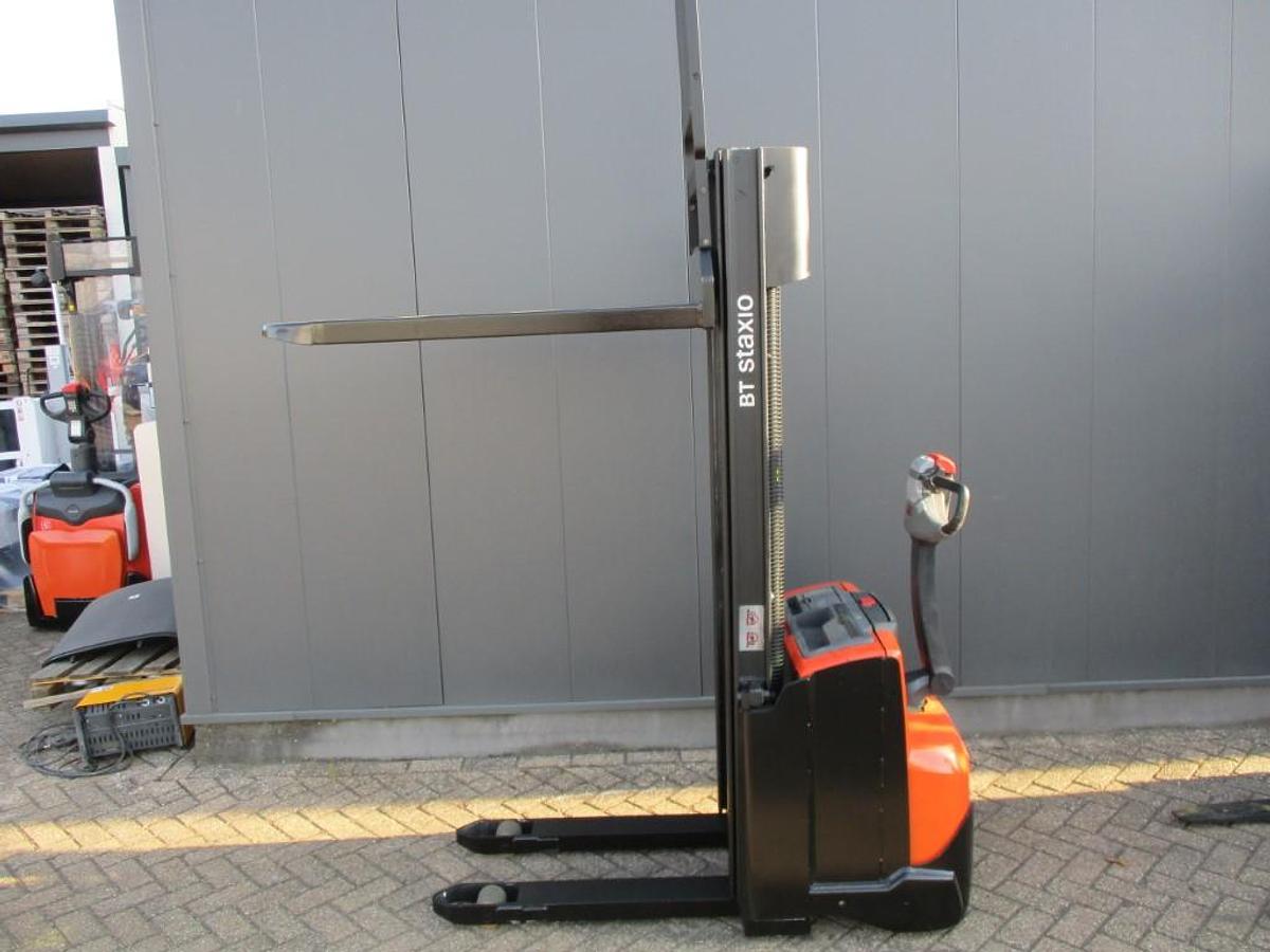 Refurbished 2012 TOYOTA BT SWE120 - 841