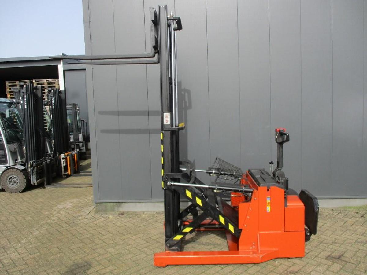 Refurbished 2011 BT TOYOTA RWE120 - 5424