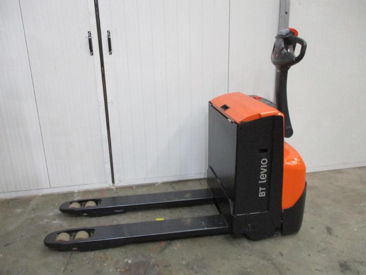 Refurbished 2018 TOYOTA LWE160 - 554