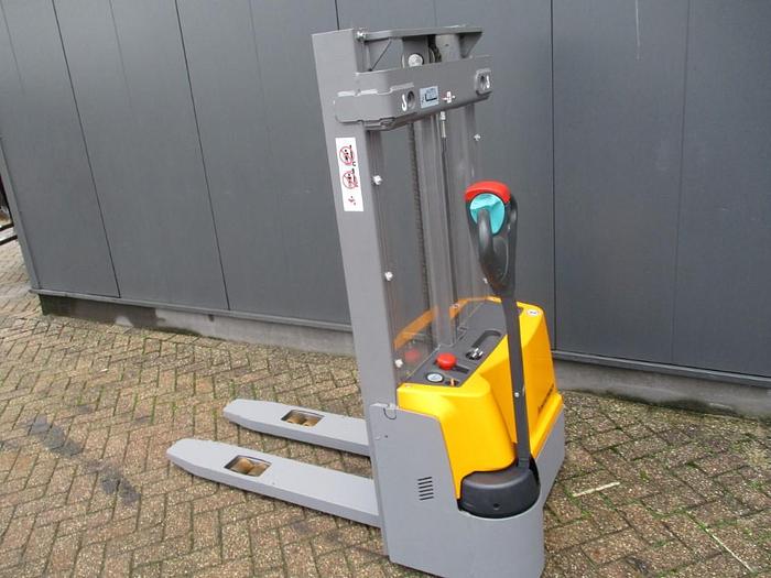 Refurbished 2020 Jungheinrich EJC M10