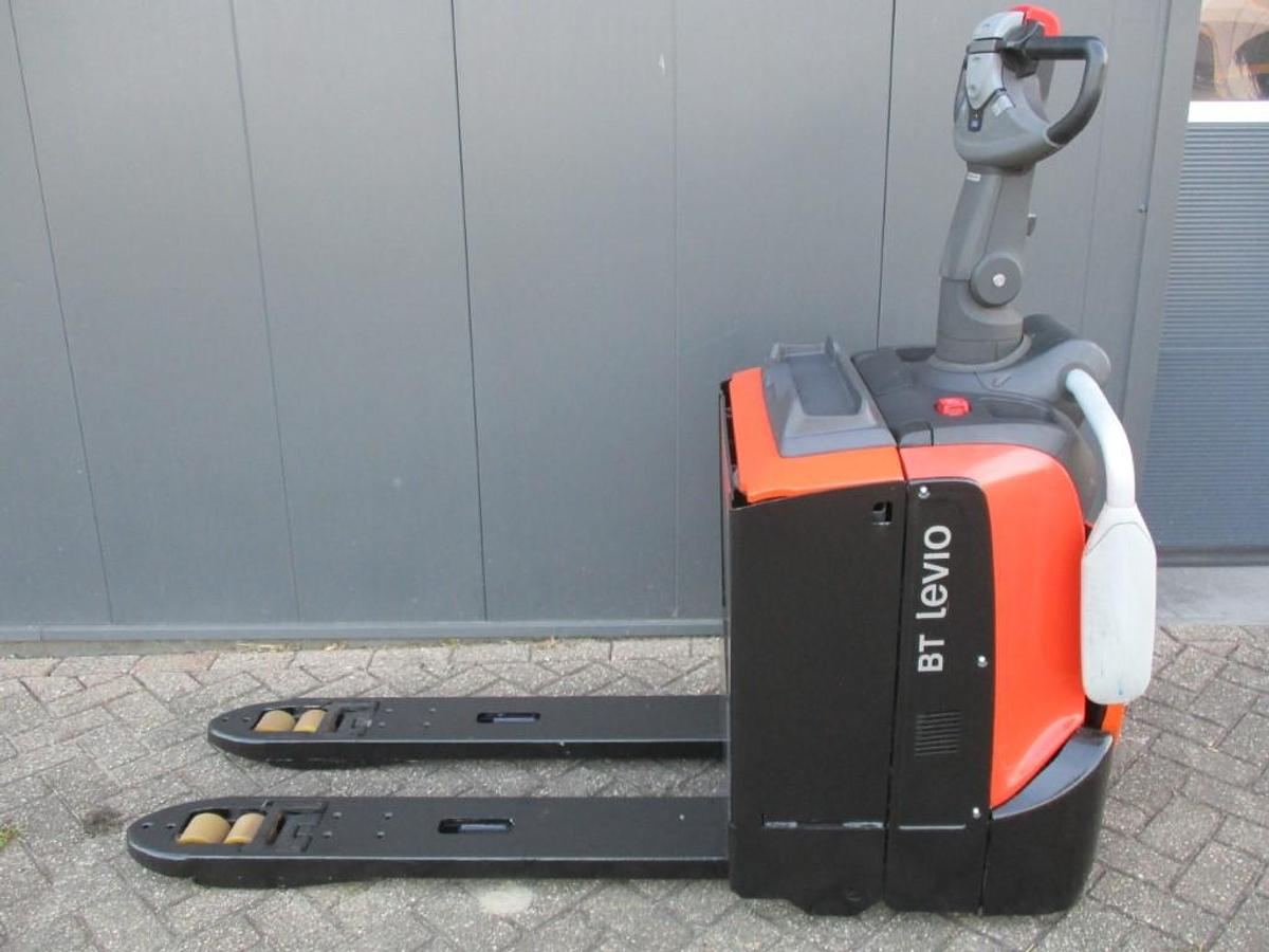 Refurbished 2018 TOYOTA LPE200 - 1987