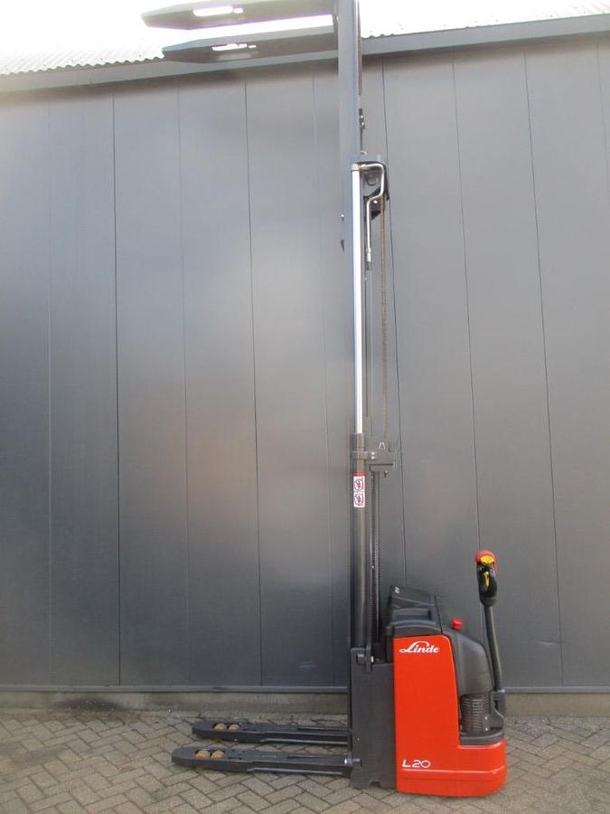 Refurbished 2013 Linde L 20i