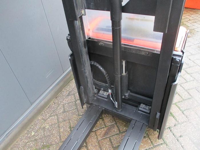 Used 2015 BT SWE 200D