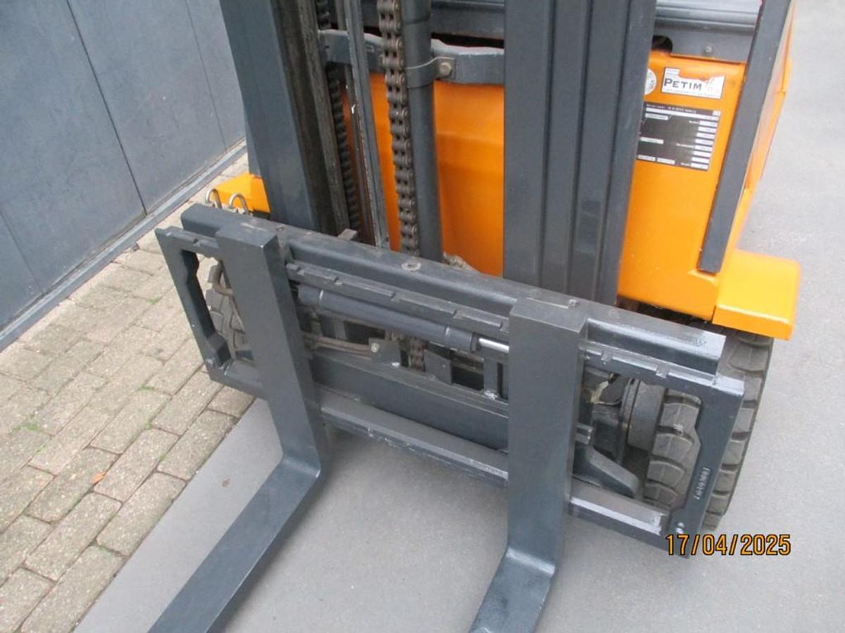 Refurbished 2002 STILL R 50-15