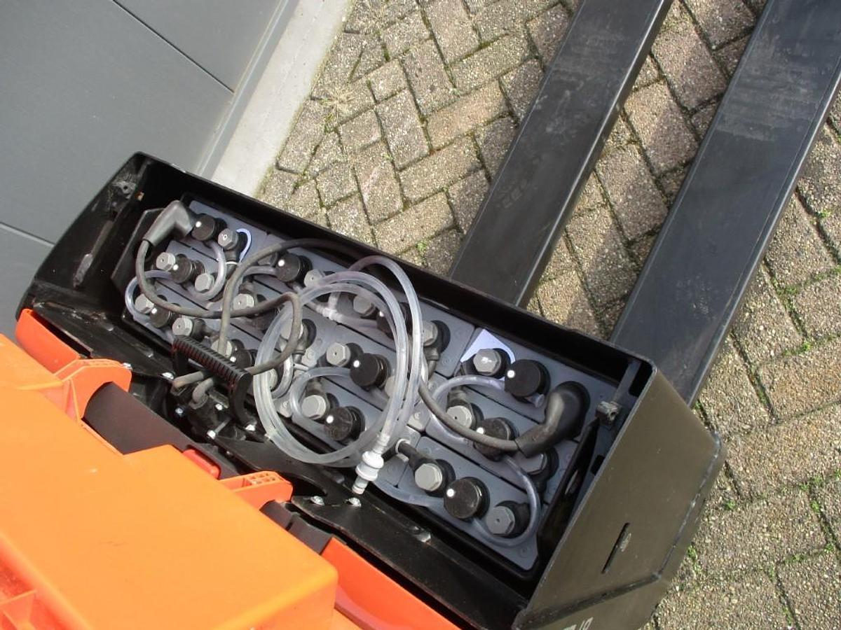 Refurbished 2023 TOYOTA LWE200 - 1957