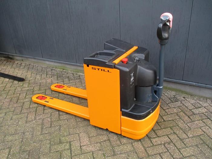 Used 2006 STILL EGU 30 - 1477