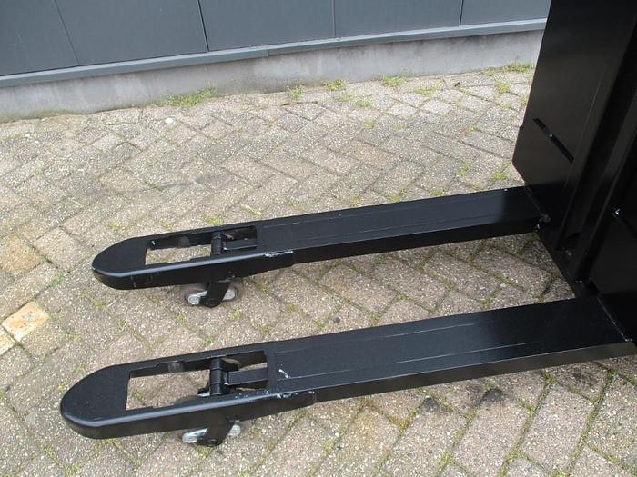 Gerenoveerd 2015 BT SWE080L - 1113