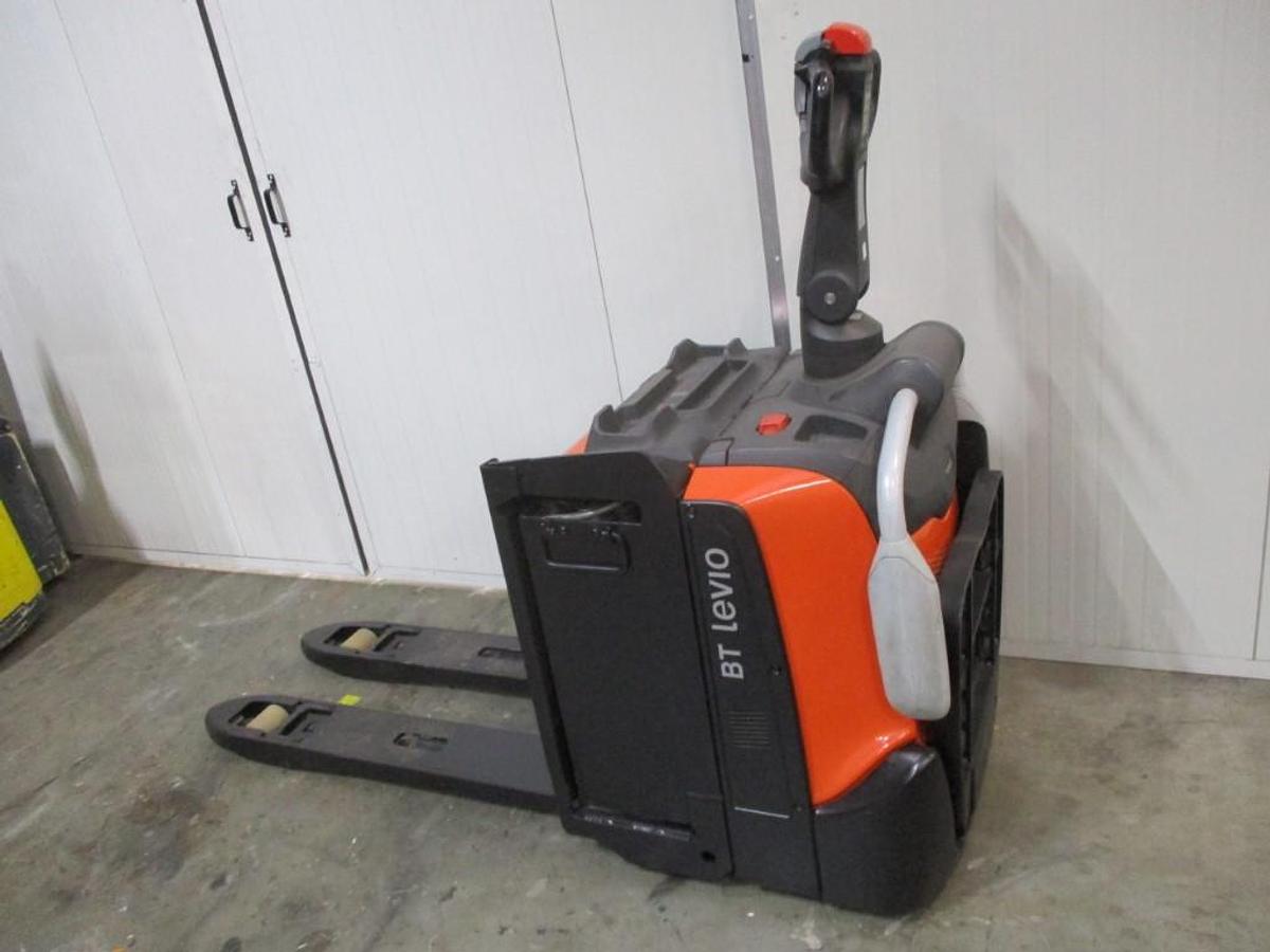 Refurbished 2019 TOYOTA LPE200 - 2146
