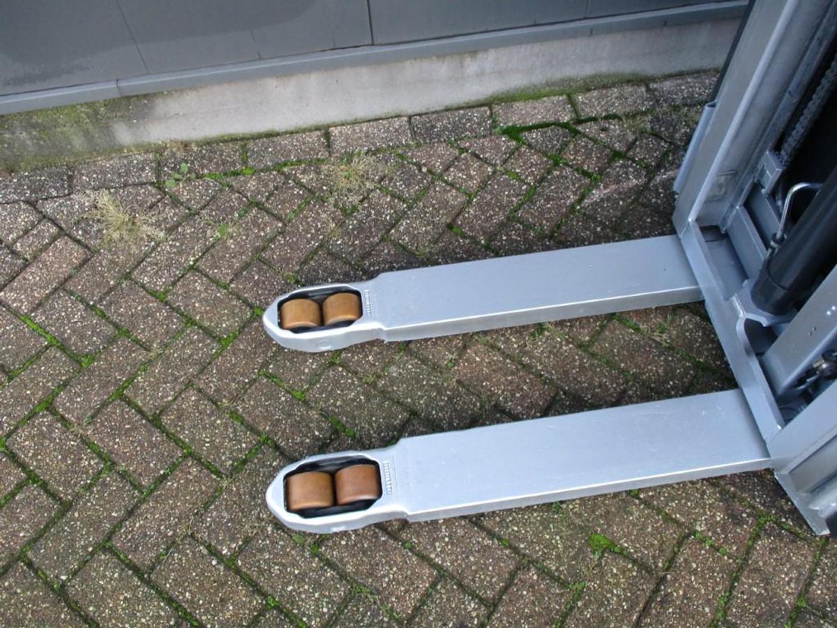 Refurbished 2020 STILL EXV SF20