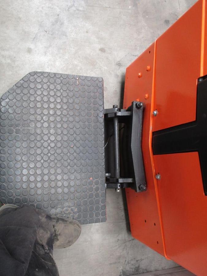 Refurbished 2013 BT TOYOTA RWE120 triplex - 1064