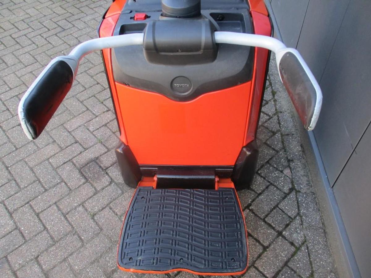 Refurbished 2019 TOYOTA LPE 200 -1992