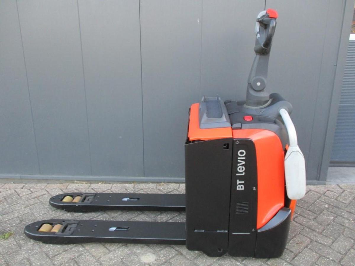 Refurbished 2019 TOYOTA LPE200 - 2214