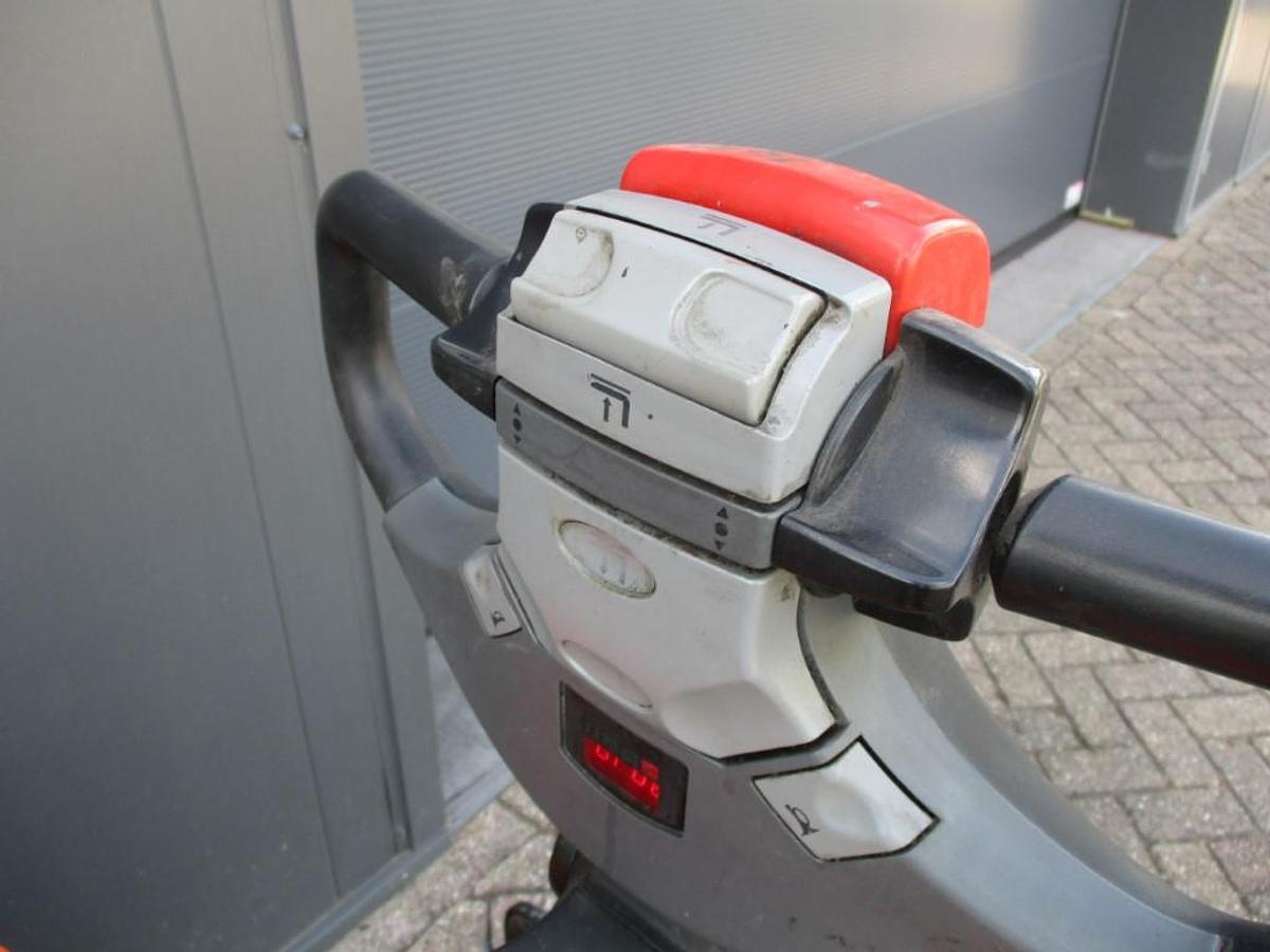 Refurbished 2014 BT TOYOTA SWE200D - 1423