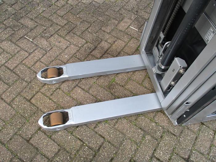 Refurbished 2019 BT EXV SF14 - 2004