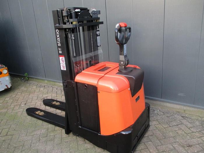 Refurbished 2010 TOYOTA SPE 160L