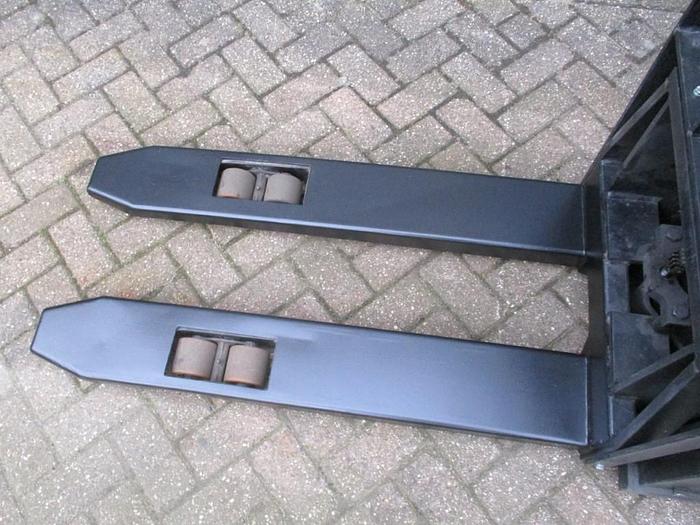 Refurbished 1995 BT LSV 1000 - 1826