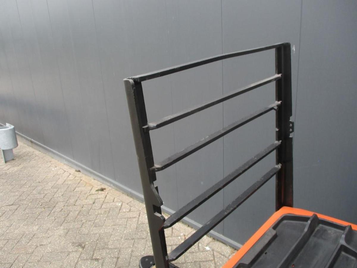 Refurbished 2018 TOYOTA LPE250 - 2556