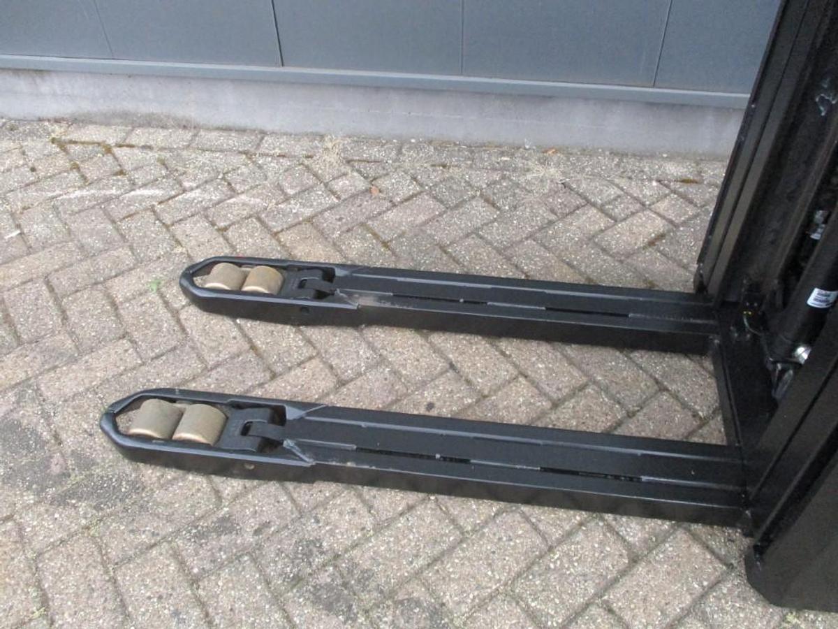 Refurbished 2023 TOYOTA SPE140L triplex - 568