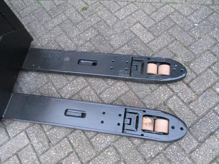 Refurbished 2017 TOYOTA LPE 250 - 2218