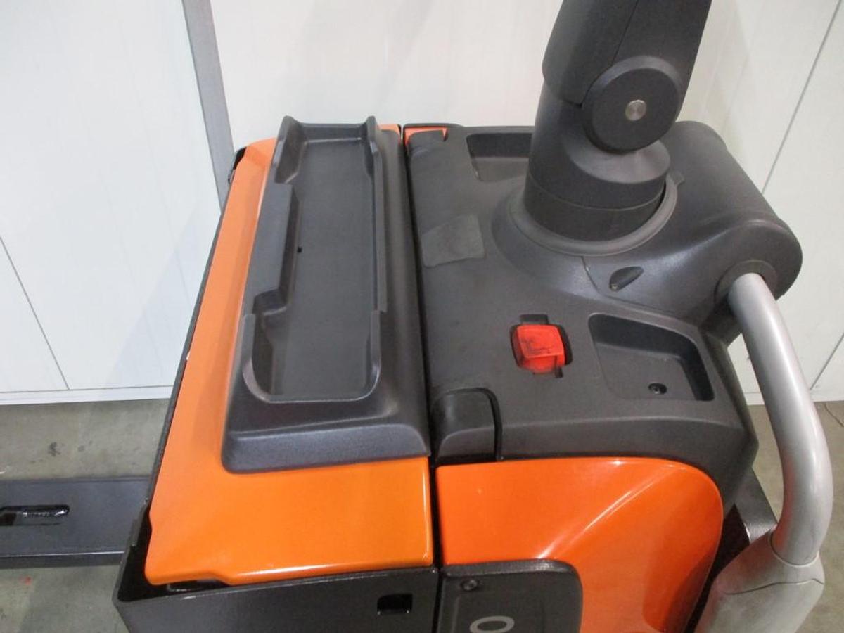 Refurbished 2019 TOYOTA LPE200 - 1993