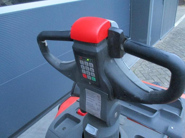 Refurbished 2017 TOYOTA LPE 250