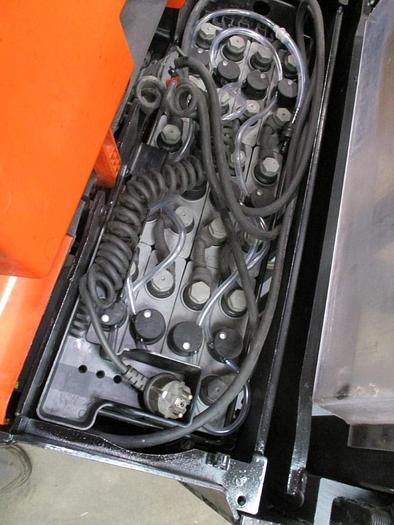 Used 2011 BT SWE200D - 1995