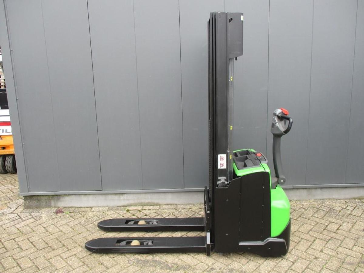 Refurbished 2013 CESAB S212L - 924