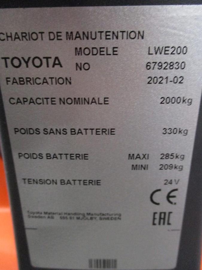 Refurbished 2021 TOYOTA LWE200 - 584