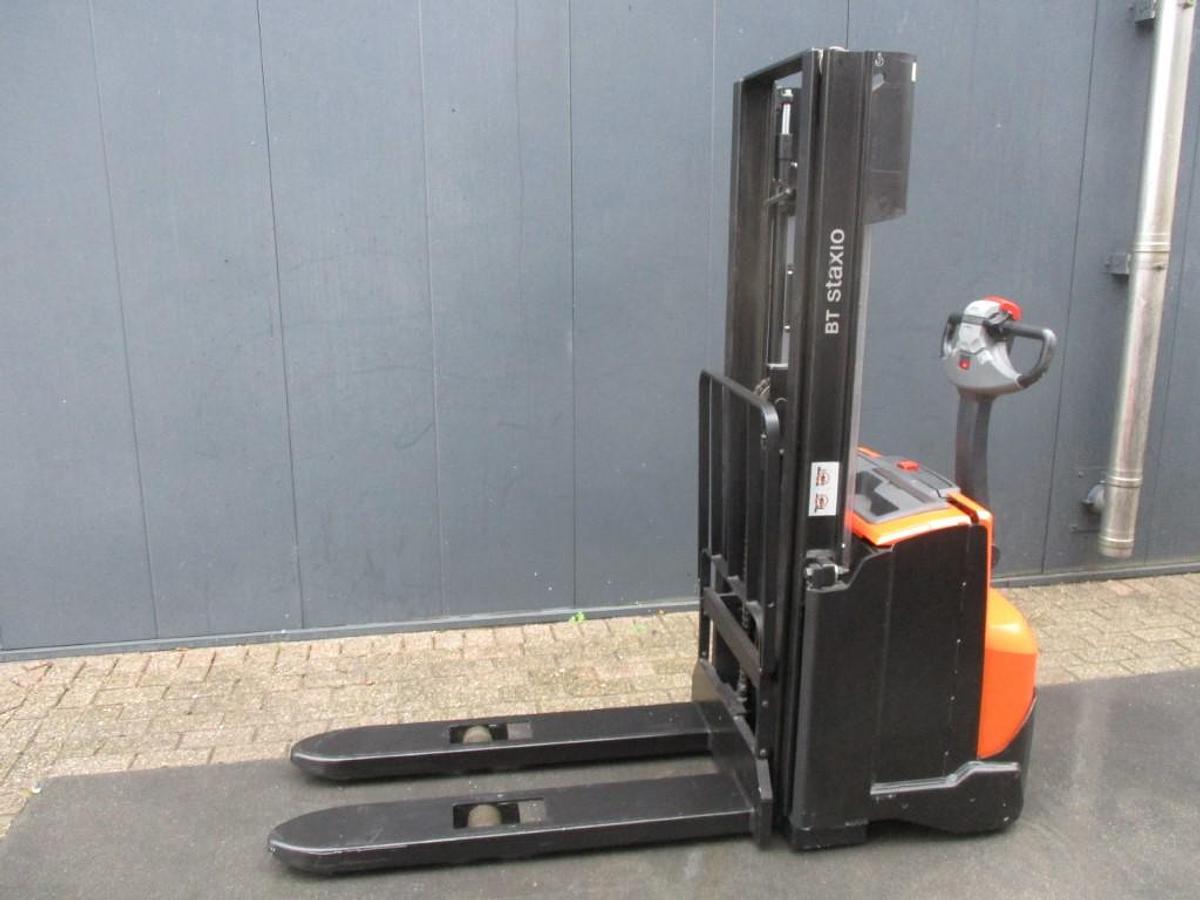 Refurbished 2012 TOYOTA BT SWE120 - 842