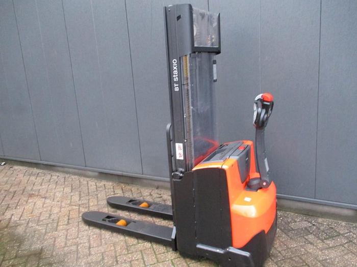 Used 2017 BT SWE100
