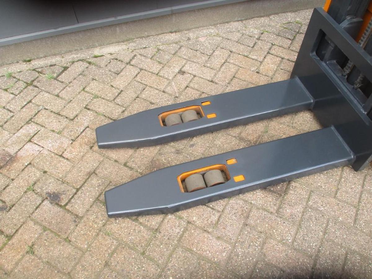 Refurbished 2015 STILL EGV S20