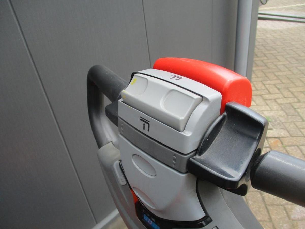 Refurbished 2018 TOYOTA SWE 120 - 1136