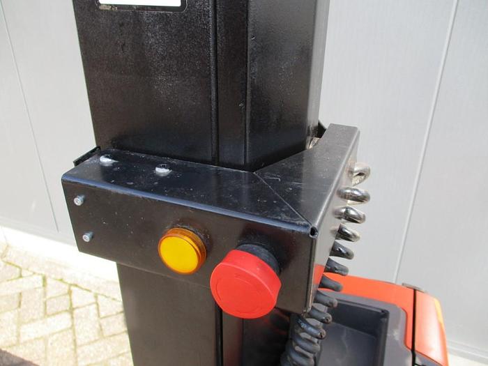 Gebruikt BT / SWE080L-1087