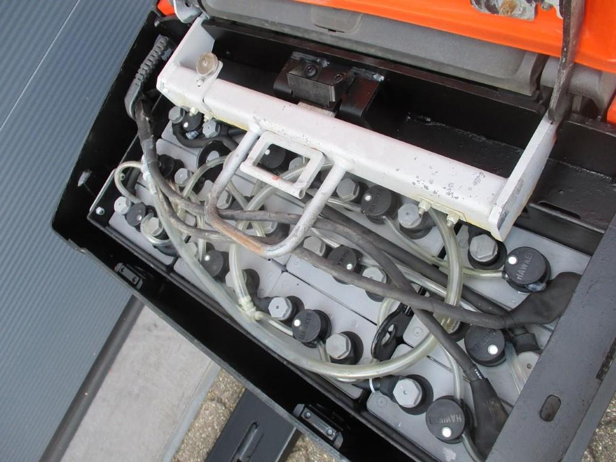 Refurbished 2015 BT LPE 200 - 1946