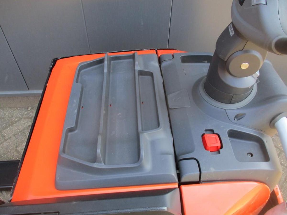 Refurbished 2020 TOYOTA LPE 250 - 2441