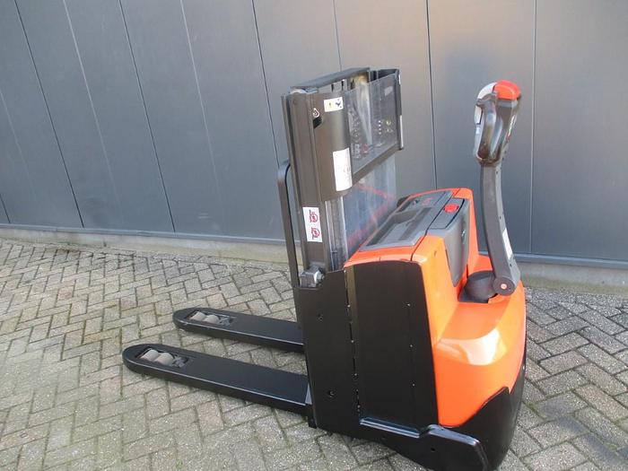 Refurbished 2012 BT SWE 200D