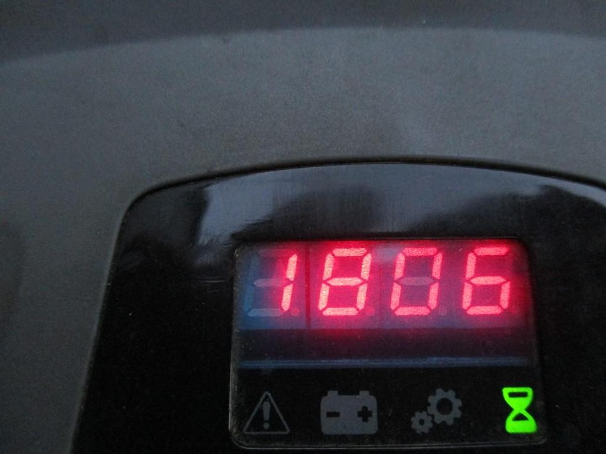 Refurbished 2018 TOYOTA TSE300 Tracto