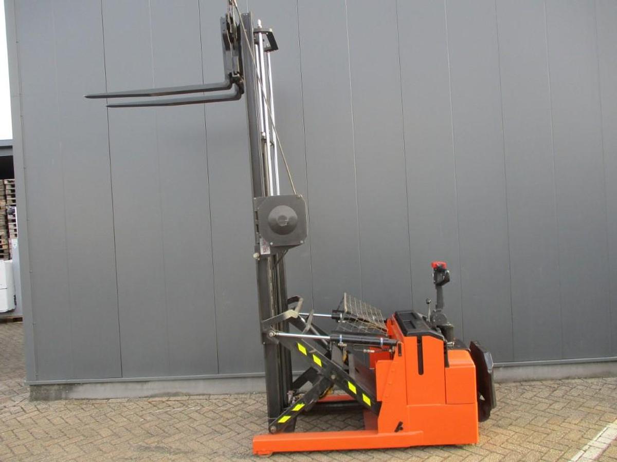 Refurbished 2011 BT TOYOTA RWE120 - 1221