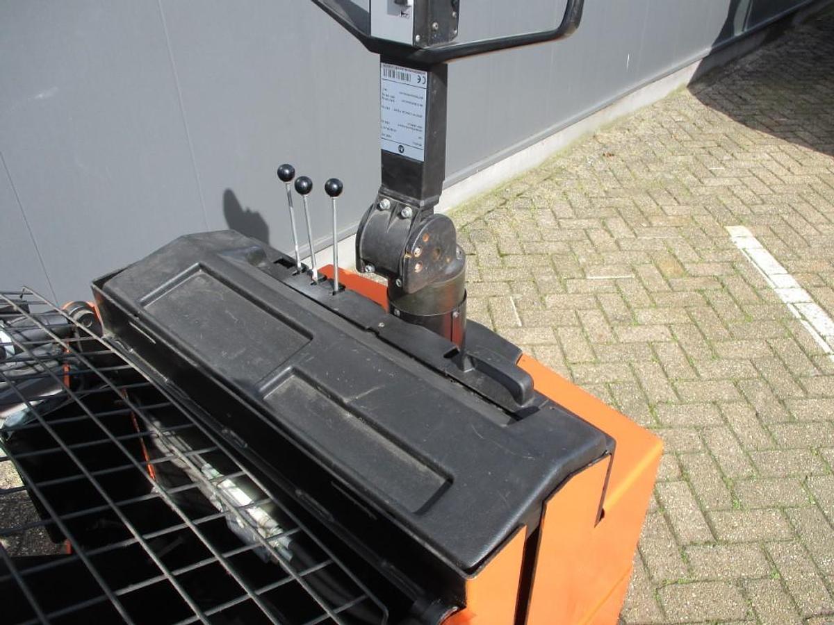 Refurbished 2011 BT TOYOTA RWE120 - 3198