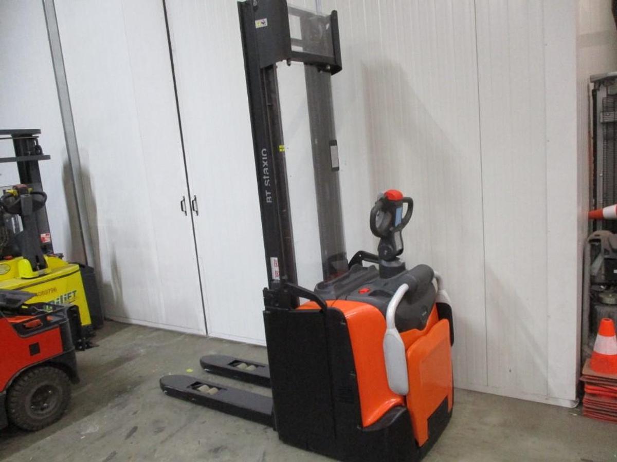 Refurbished 2021 TOYOTA SPE120 - 52