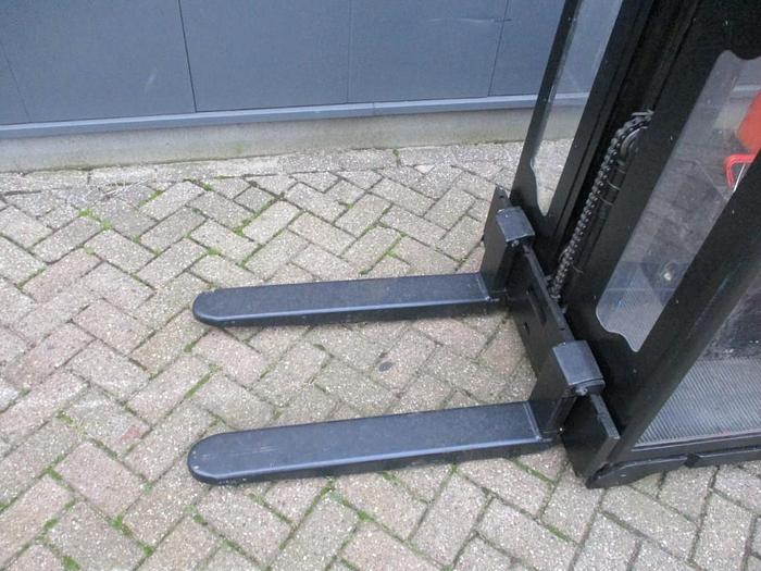 Gerenoveerd 2011 BT OSE100 - 1884