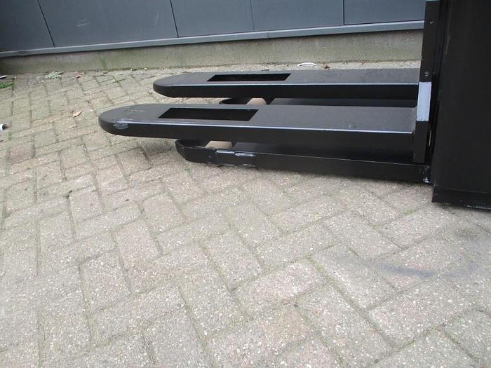 Refurbished 2011 BT SWE 100 - 1328