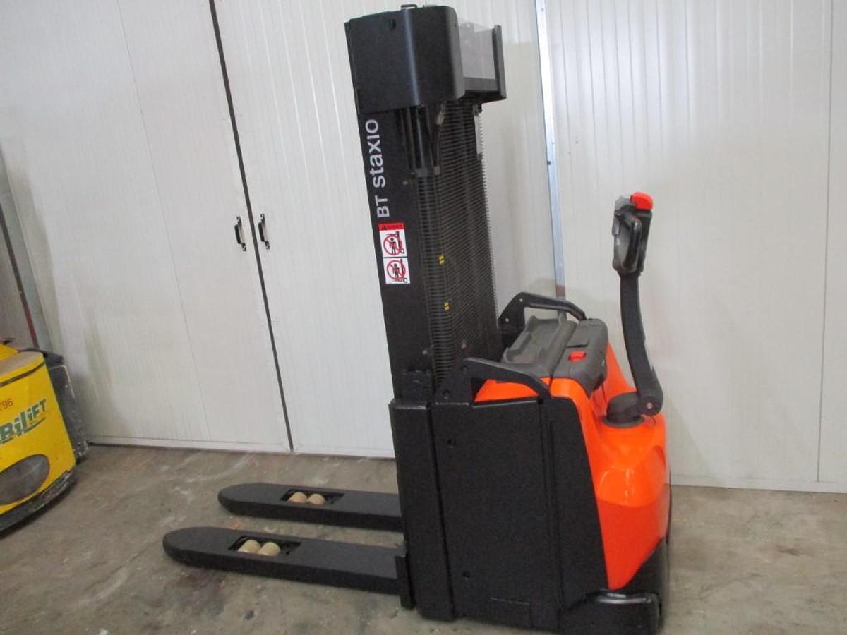 Refurbished 2017 TOYOTA SWE 145 triplex - 2256