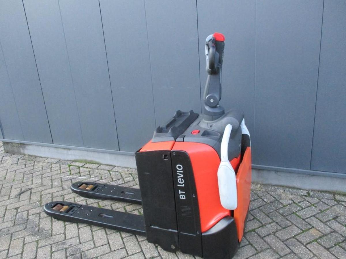 Refurbished 2020 TOYOTA LPE200 - 1553