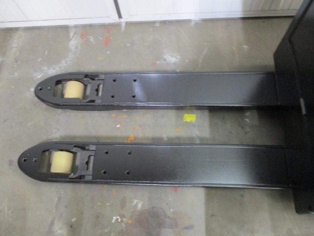 Refurbished 2021 TOYOTA LWE200 - 616