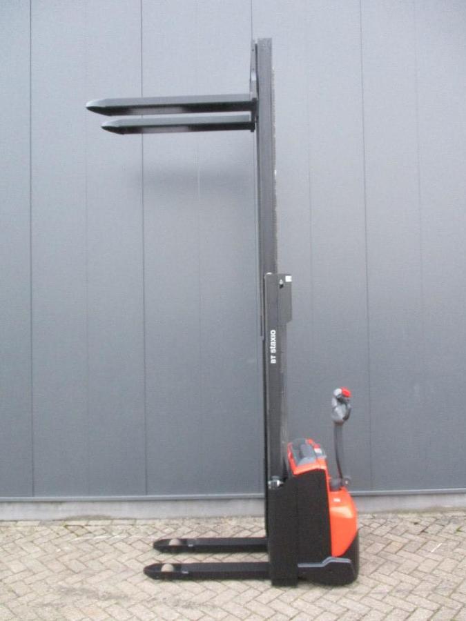 Refurbished 2019 TOYOTA SWE100 - 18